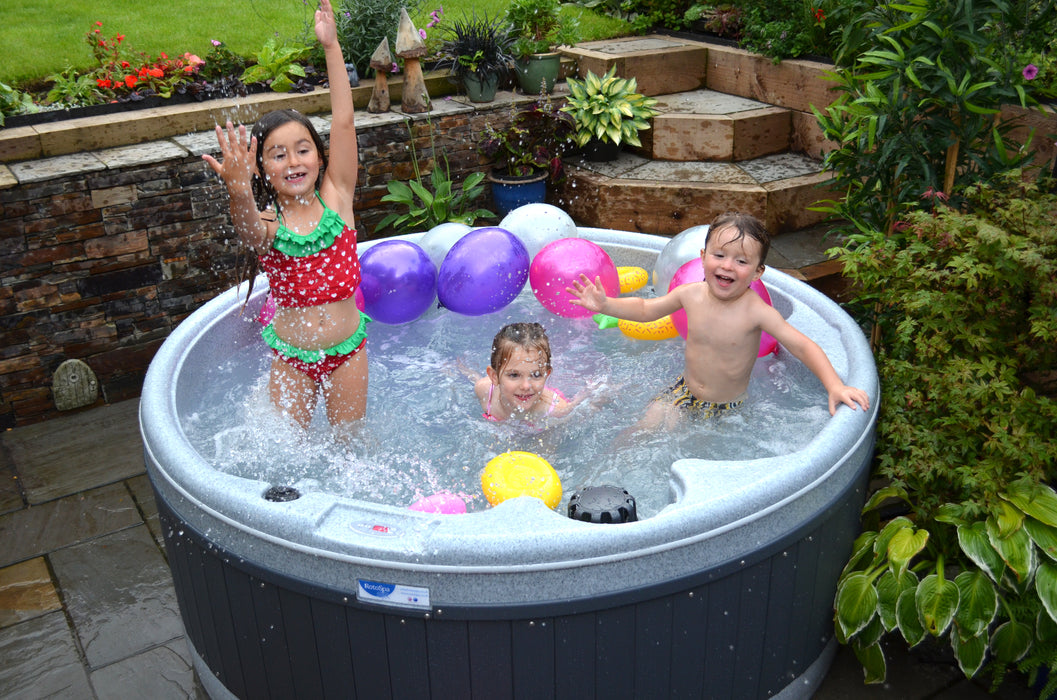 RotoSpa Orbis Hot Tub/Cold Plunge (5 Person)