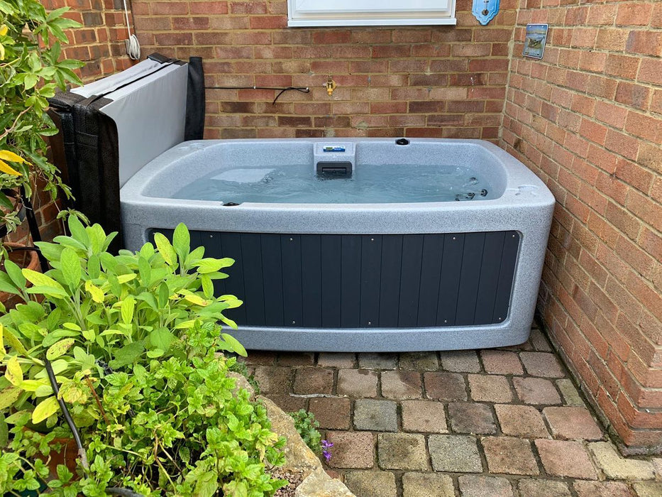 RotoSpa DuoSpa S080 Hot Tub/Cold Plunge (2 Person)